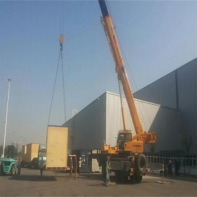湖里重型机器吊装