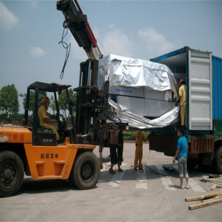 湖里机器吊装移位